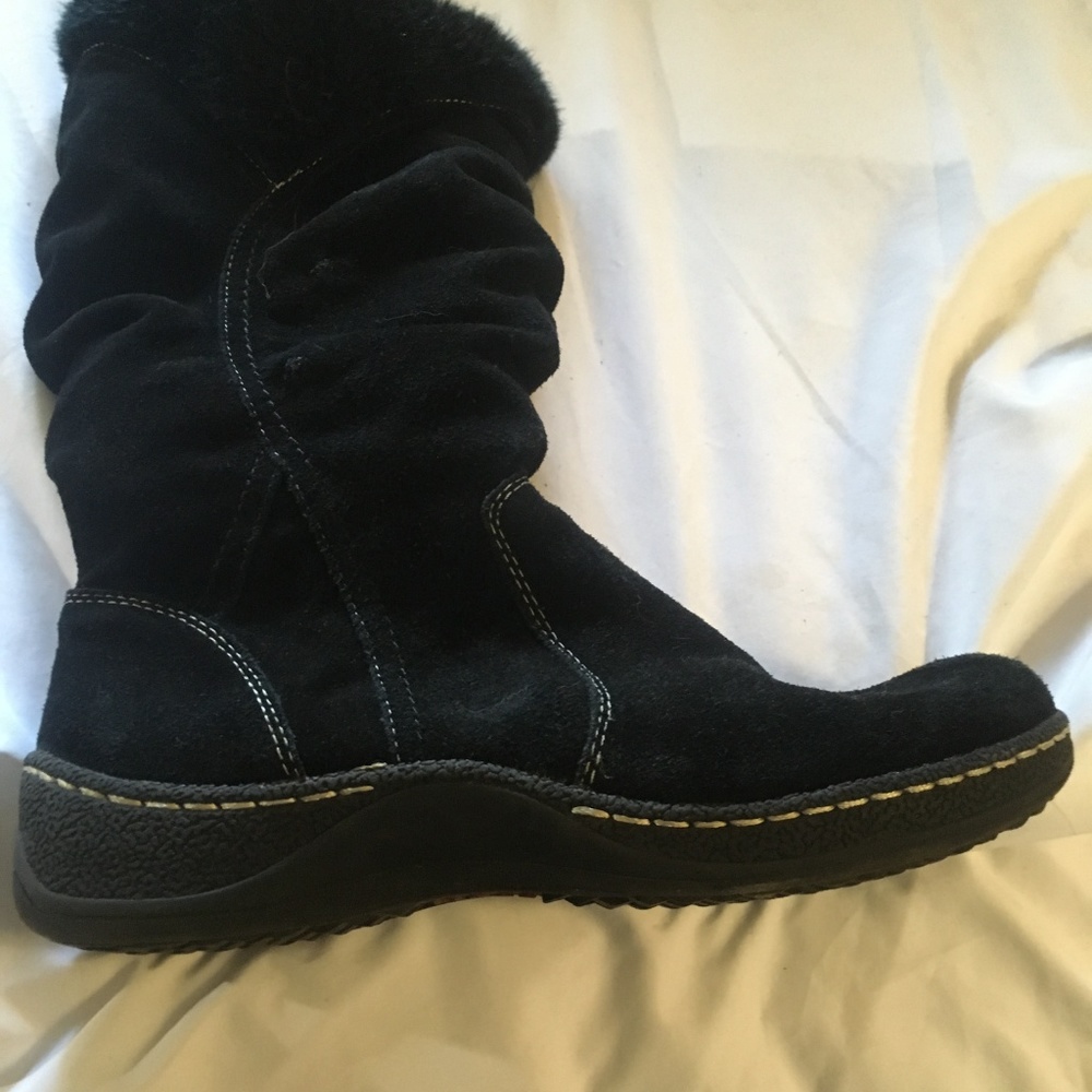 Knee high boots - faux shearling tops, warm!